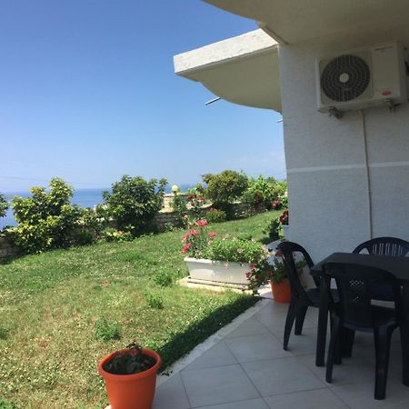 Sunset House Apartment Ksamil Bagian luar foto