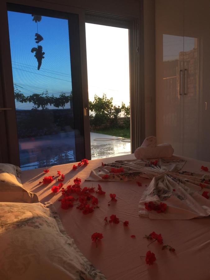 Sunset House Apartment Ksamil Bagian luar foto
