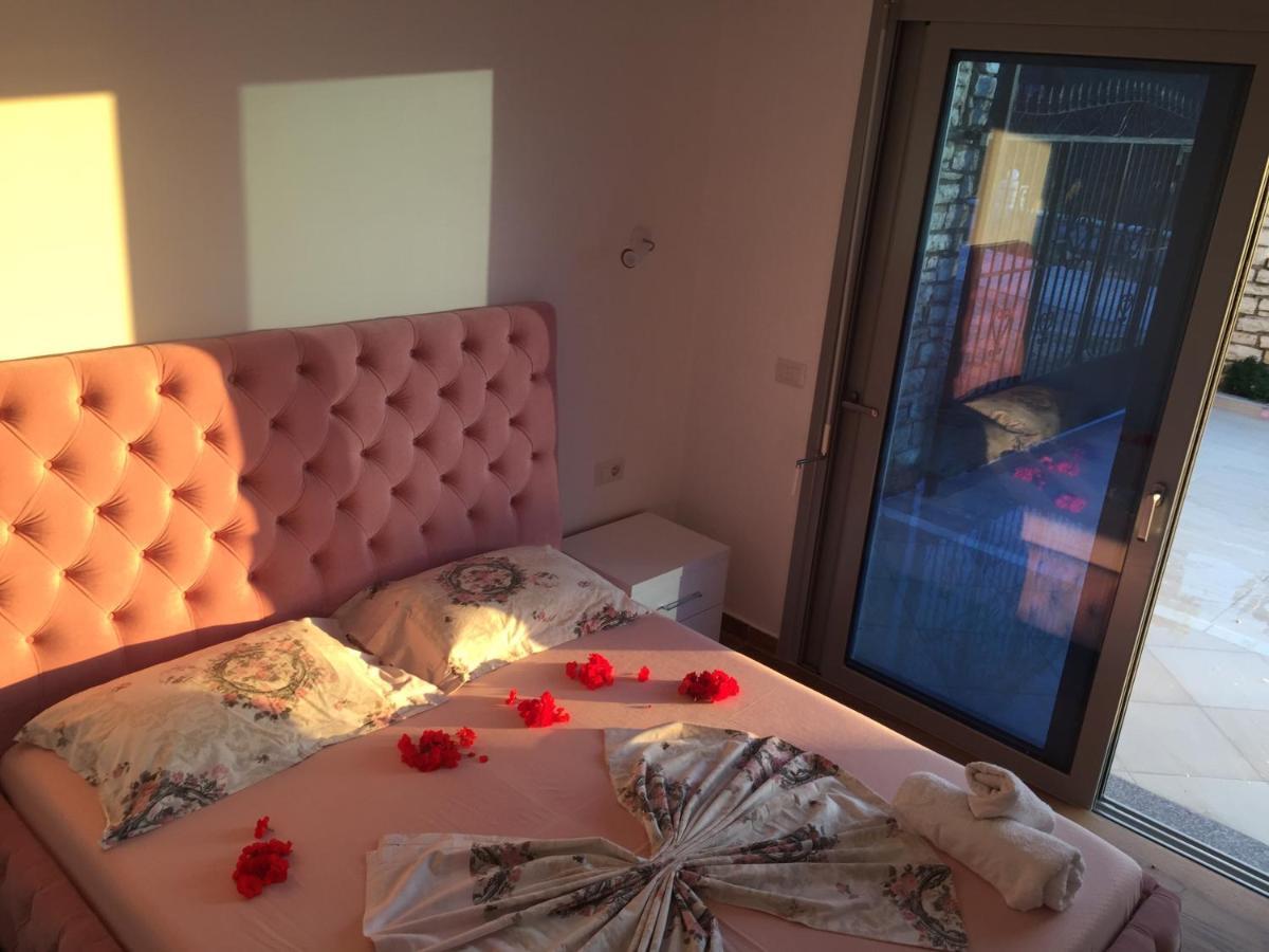 Sunset House Apartment Ksamil Bagian luar foto