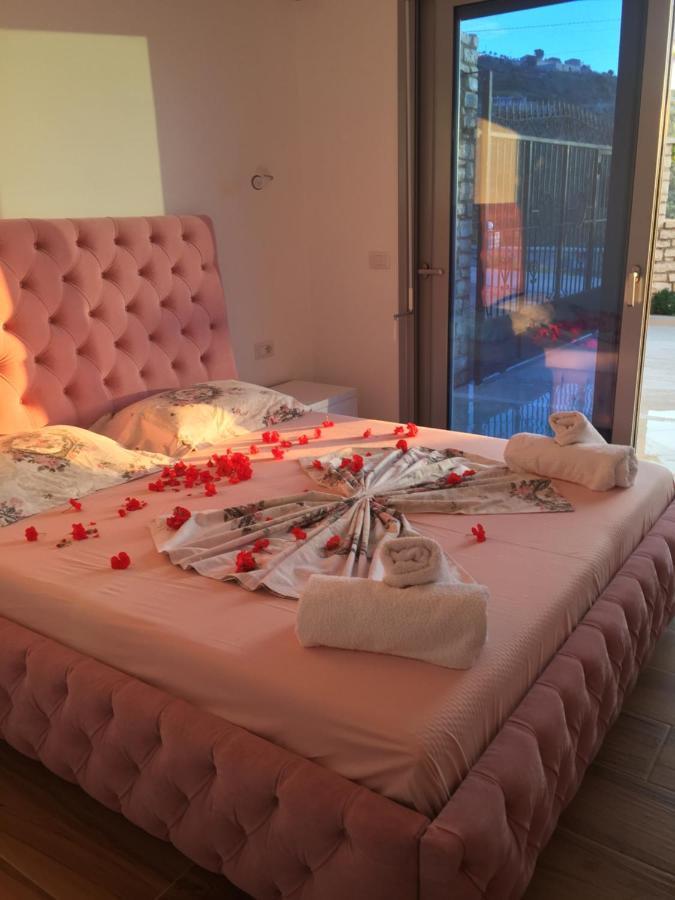 Sunset House Apartment Ksamil Bagian luar foto