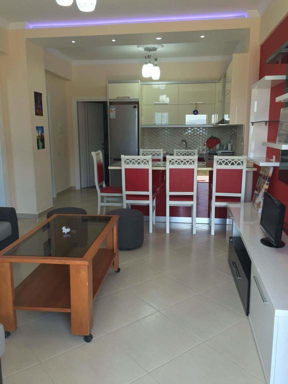 Sunset House Apartment Ksamil Bagian luar foto