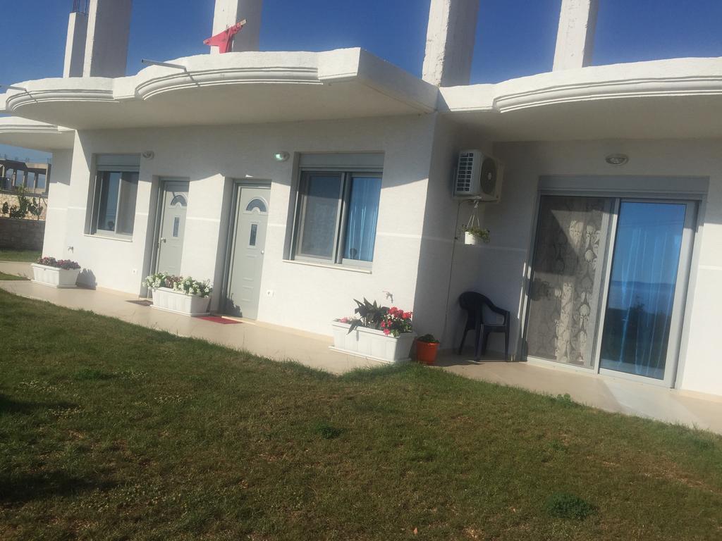 Sunset House Apartment Ksamil Bagian luar foto