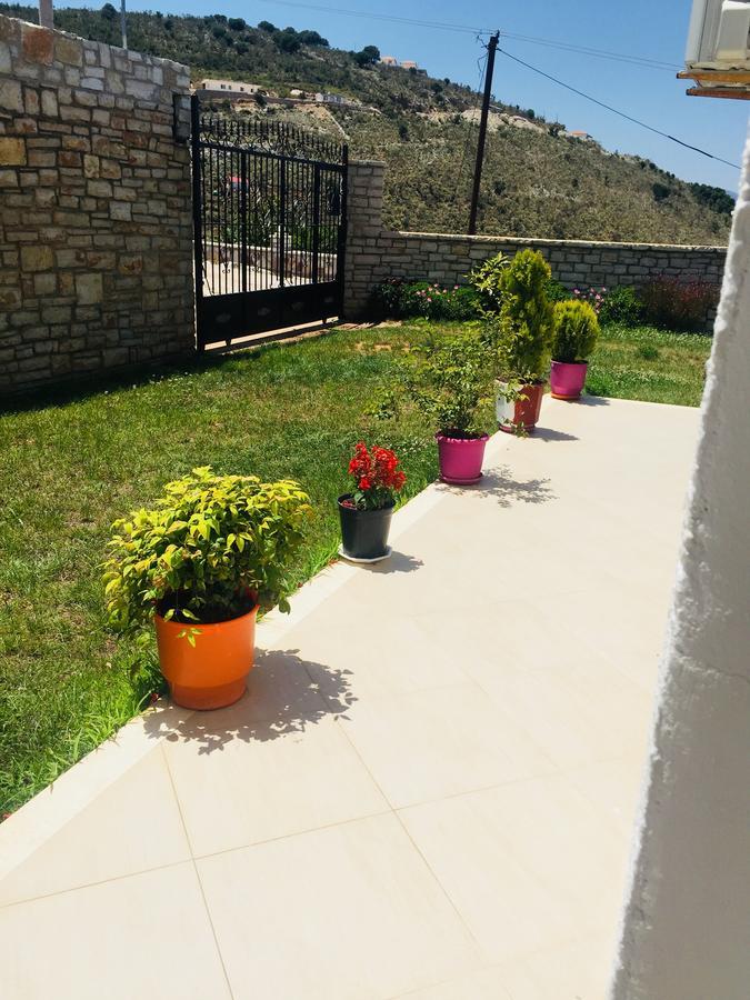 Sunset House Apartment Ksamil Bagian luar foto