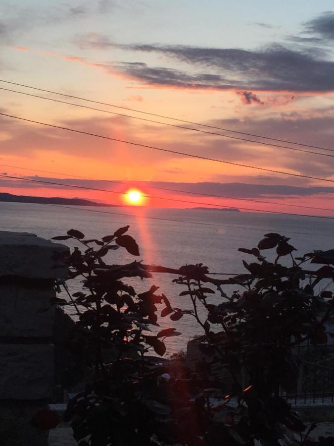 Sunset House Apartment Ksamil Bagian luar foto