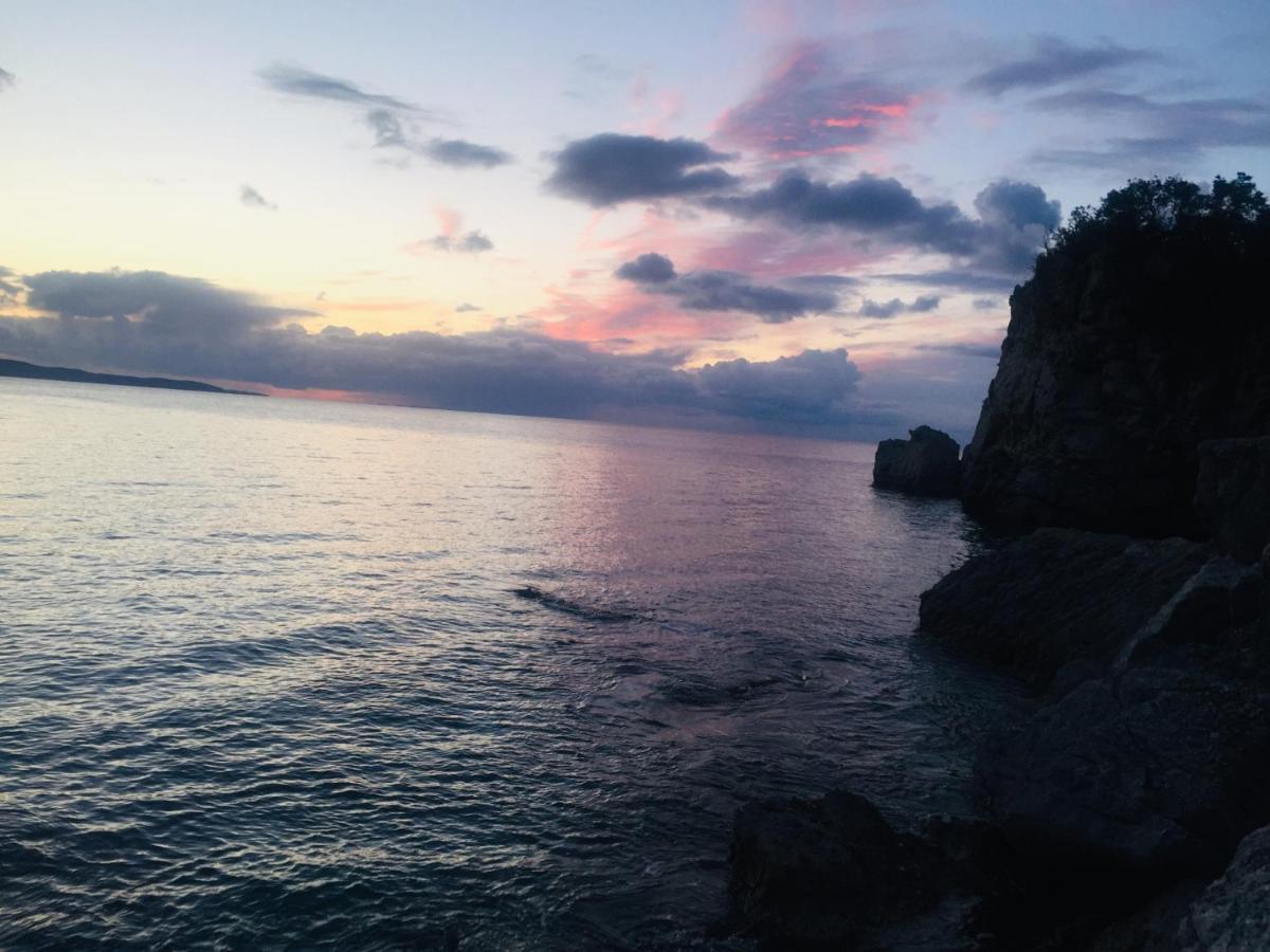 Sunset House Apartment Ksamil Bagian luar foto